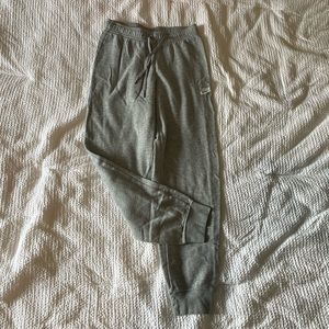 Women’s Nike Grey Joggers Small
